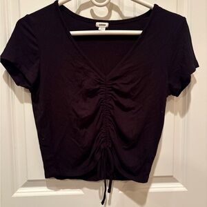 Garage black cropped tee